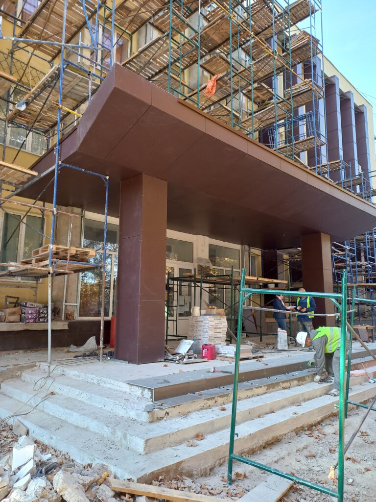 Республика Крым, Джанкой. Админ.здание